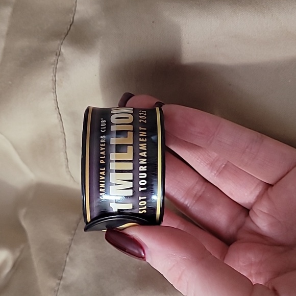 Carnival Celebration Player's Club $1 Million Slot Tournament 2023 Slap Bracelet - Picture 6 of 6